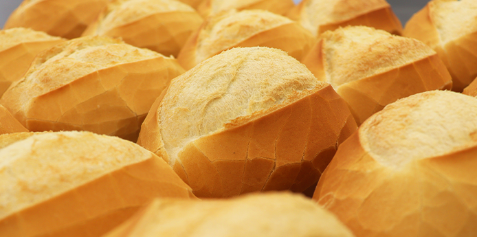 Sem desperdício: pão de alho e bolo de miolo com pão de leite - Pães  Congelados para Revenda. Fábrica de Pão Francês Congelados em São Paulo e  Interior